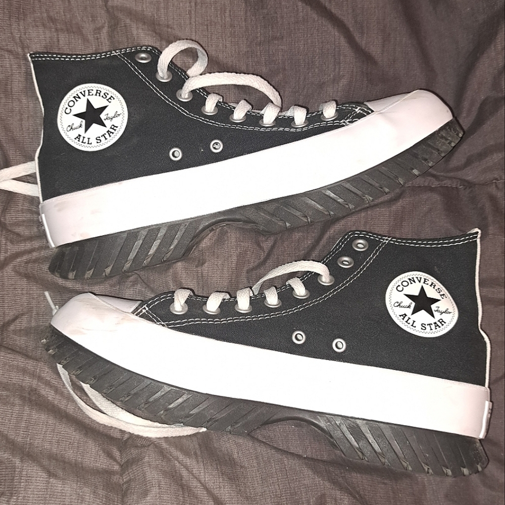 Lugged Sole Platform Converse
